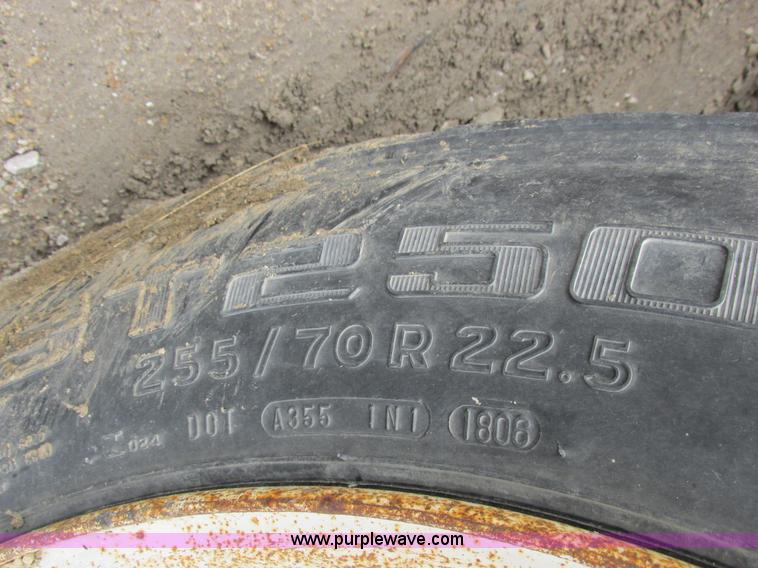 image for item H3258 1999 Trail King TK110HDG-483 equipment trailer