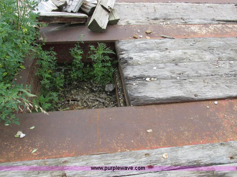 image for item H3258 1999 Trail King TK110HDG-483 equipment trailer