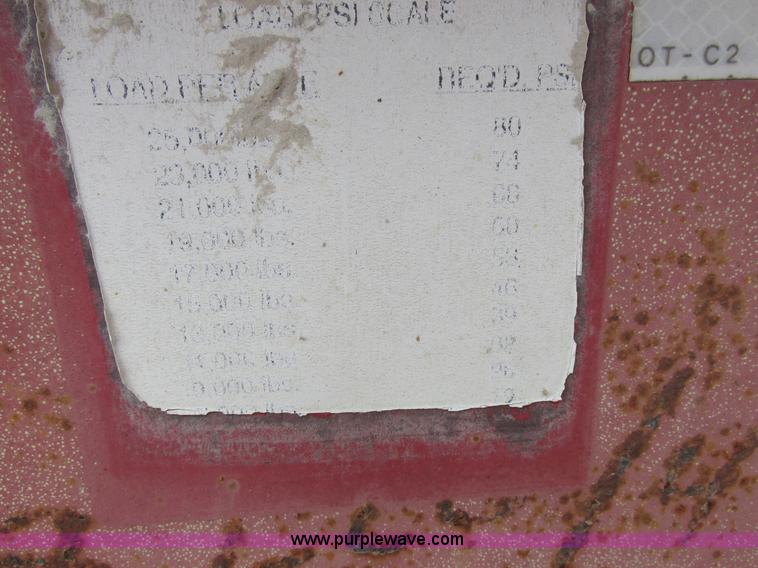 image for item H3258 1999 Trail King TK110HDG-483 equipment trailer