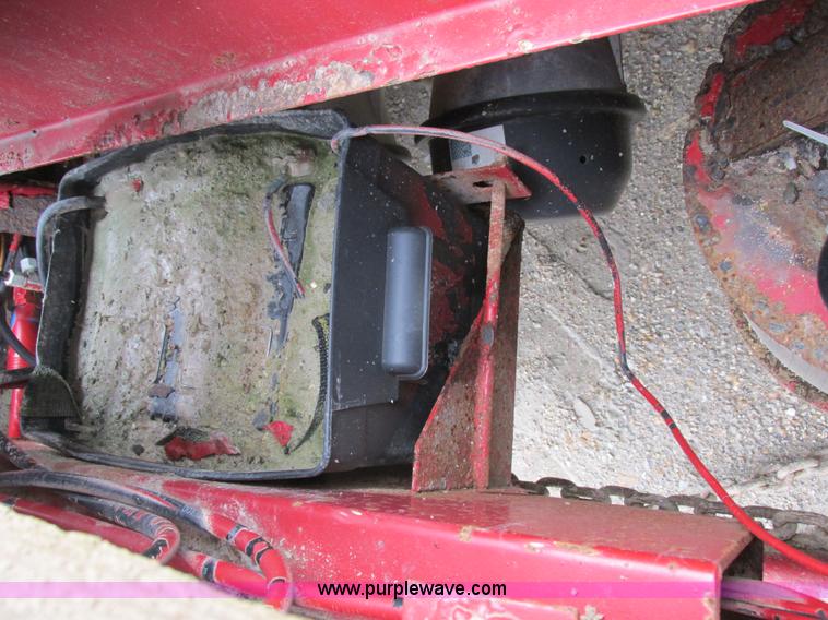 image for item H3258 1999 Trail King TK110HDG-483 equipment trailer