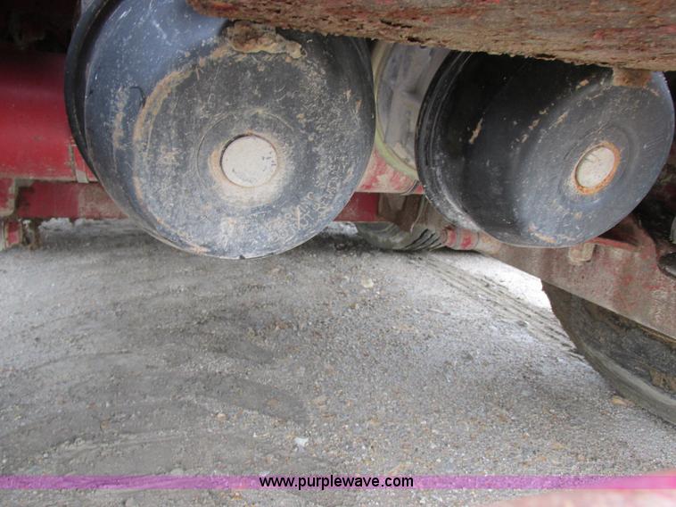 image for item H3258 1999 Trail King TK110HDG-483 equipment trailer