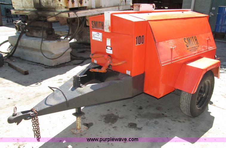 image for item H4552 Smith air compressor