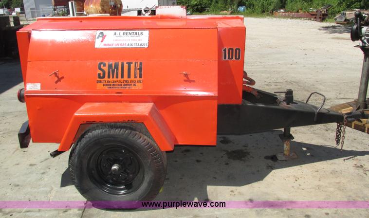 image for item H4552 Smith air compressor