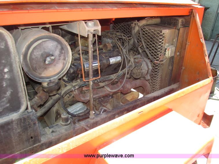 image for item H4552 Smith air compressor