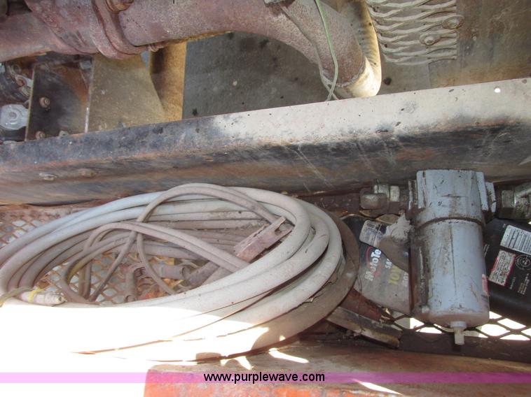 image for item H4552 Smith air compressor