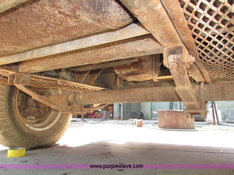 image for item H4552 Smith air compressor