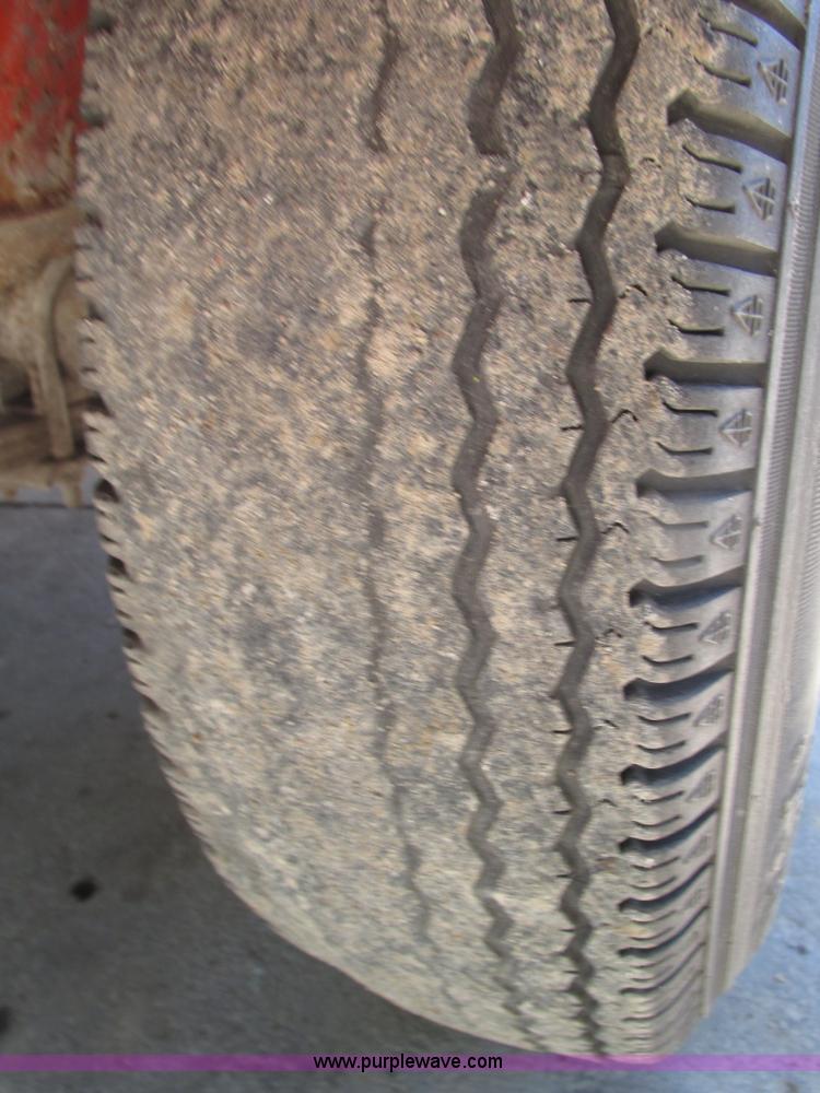 image for item H4552 Smith air compressor