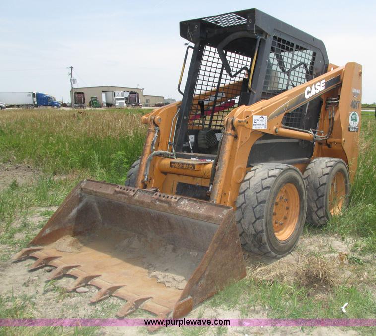 image for item H4564 2003 Case 40XT skid steer