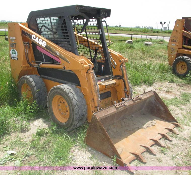 image for item H4564 2003 Case 40XT skid steer