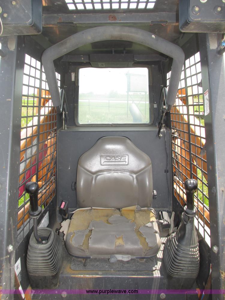 image for item H4564 2003 Case 40XT skid steer