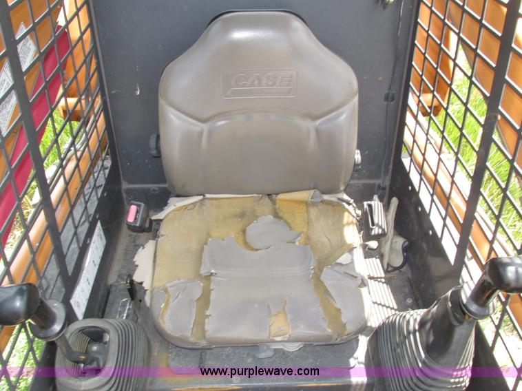 image for item H4564 2003 Case 40XT skid steer