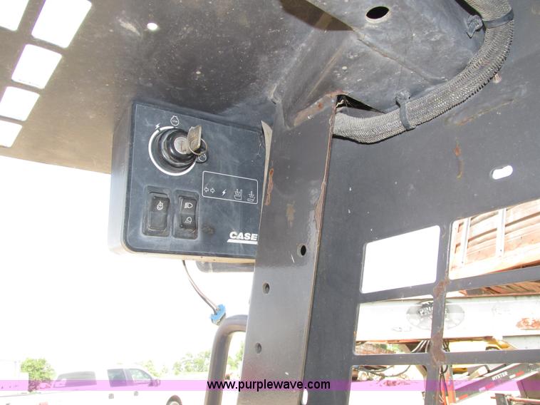 image for item H4564 2003 Case 40XT skid steer
