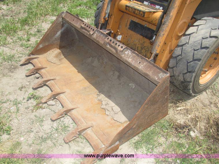 image for item H4564 2003 Case 40XT skid steer