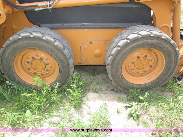 image for item H4564 2003 Case 40XT skid steer