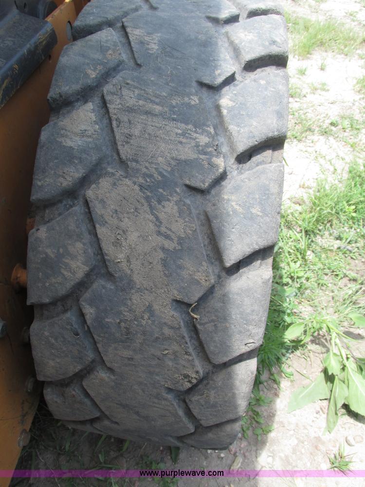 image for item H4564 2003 Case 40XT skid steer