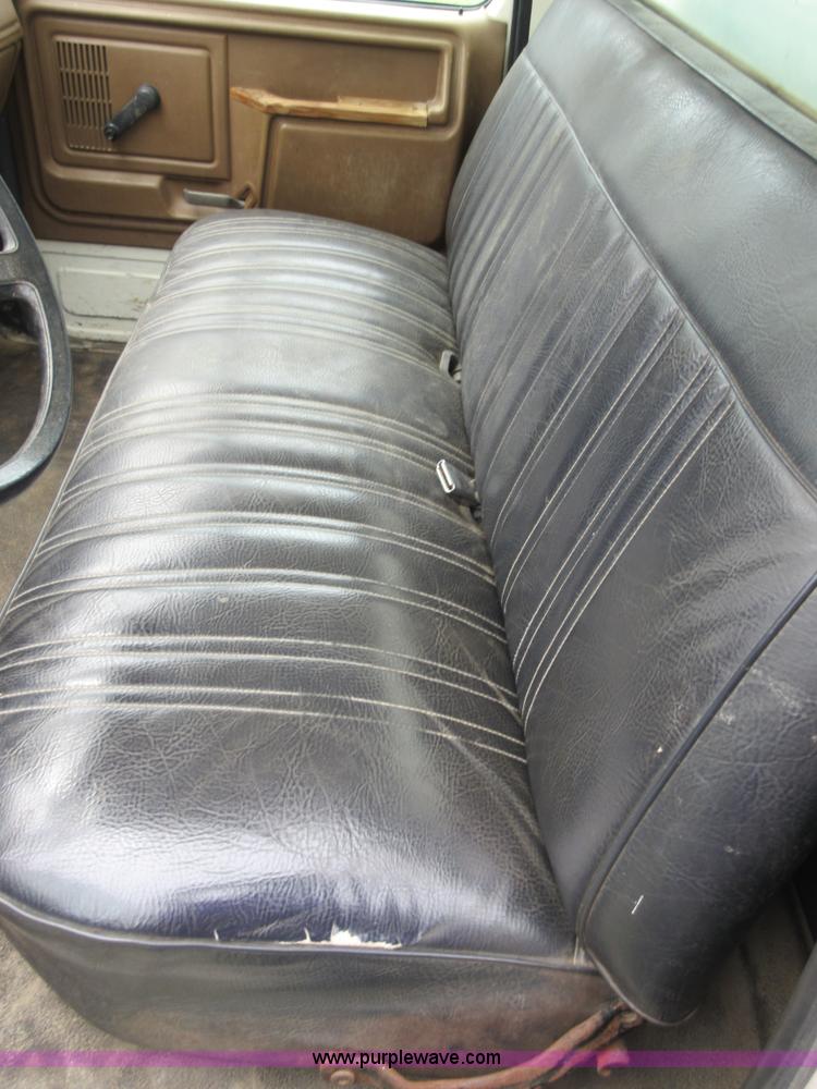 image for item I2074 1988 Ford F800 sewer jet truck