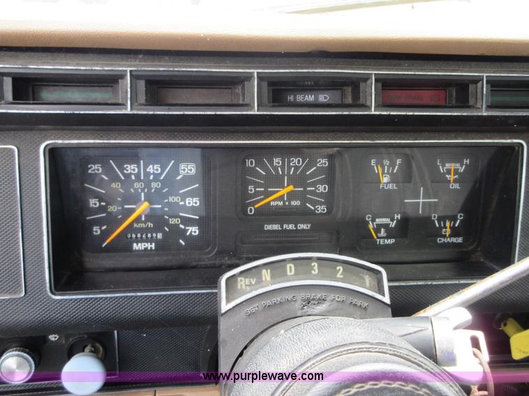 image for item I2074 1988 Ford F800 sewer jet truck