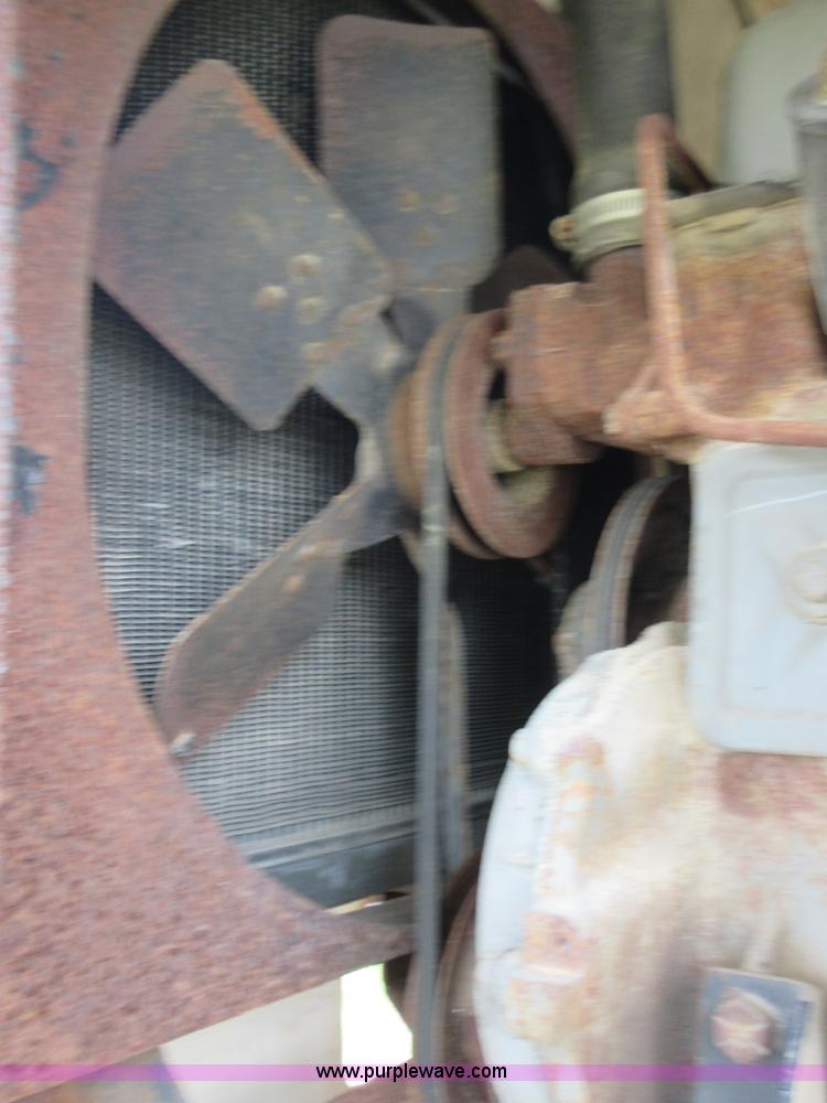 image for item I2074 1988 Ford F800 sewer jet truck