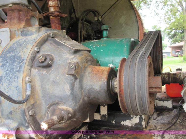 image for item I2074 1988 Ford F800 sewer jet truck