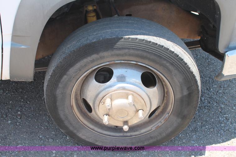 image for item J1476 1999 Chevrolet 3500HD service truck