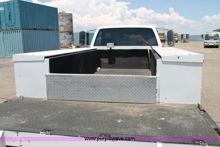 image for item J1476 1999 Chevrolet 3500HD service truck