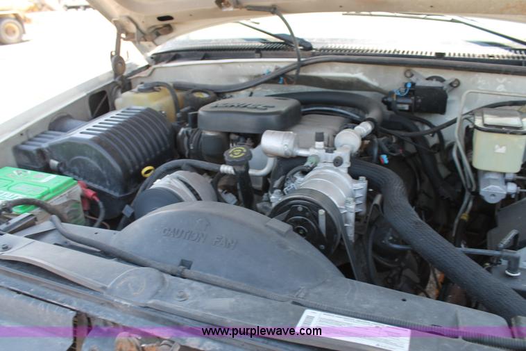 image for item J1476 1999 Chevrolet 3500HD service truck