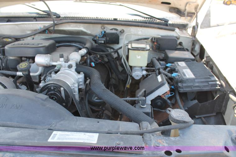 image for item J1476 1999 Chevrolet 3500HD service truck