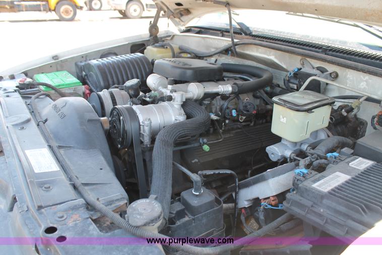 image for item J1476 1999 Chevrolet 3500HD service truck