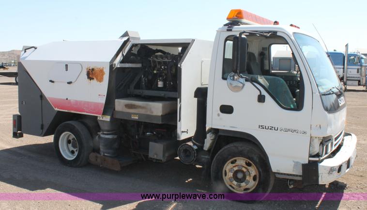 image for item J1478 2000 Isuzu NPRHD street sweeper