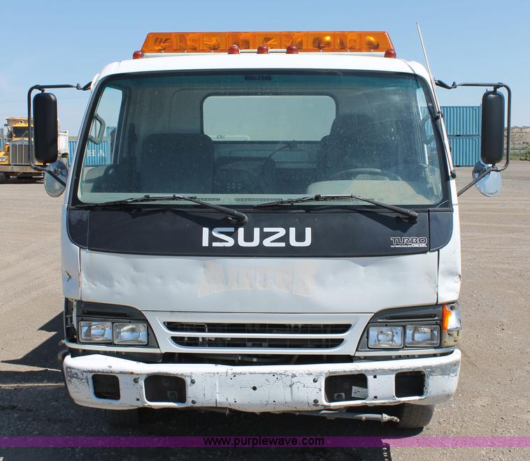 image for item J1478 2000 Isuzu NPRHD street sweeper