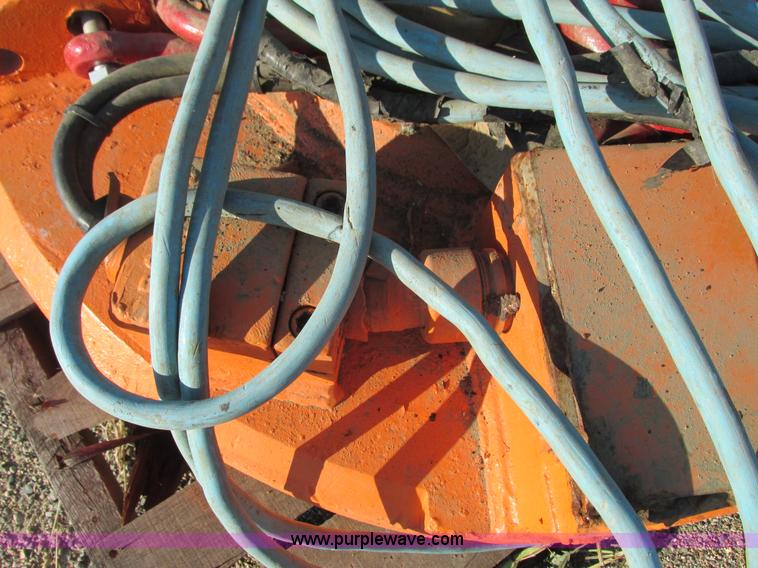 image for item J1751 Shrader magnet