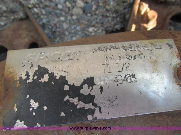 image for item J1753 Spicer tag axle