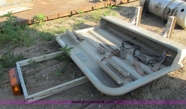 image for item J1754 Merritt headache rack