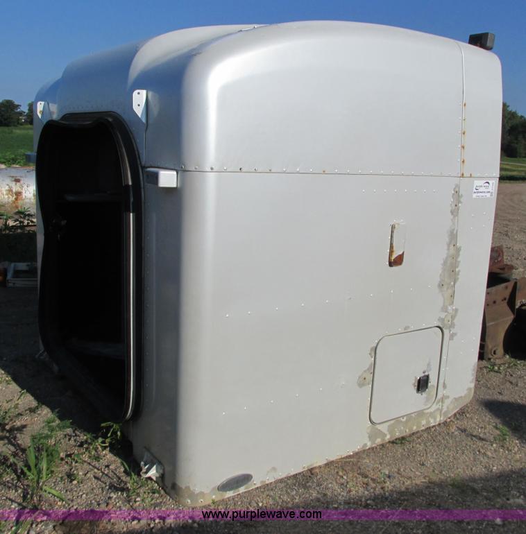 image for item J1755 Unibilt truck sleeper
