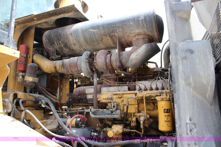 image for item J5840 1999 Caterpillar 966G wheel loader