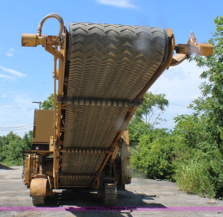 image for item J5892 1987 Caterpillar TR225B reclaimer