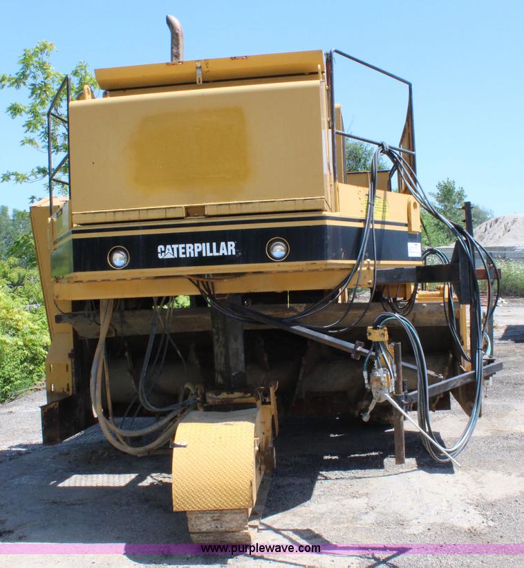 image for item J5892 1987 Caterpillar TR225B reclaimer