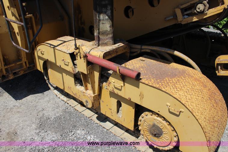 image for item J5892 1987 Caterpillar TR225B reclaimer