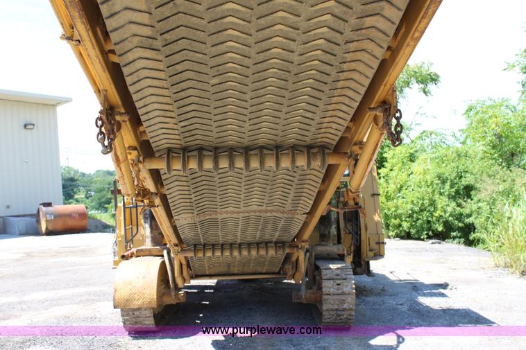 image for item J5892 1987 Caterpillar TR225B reclaimer