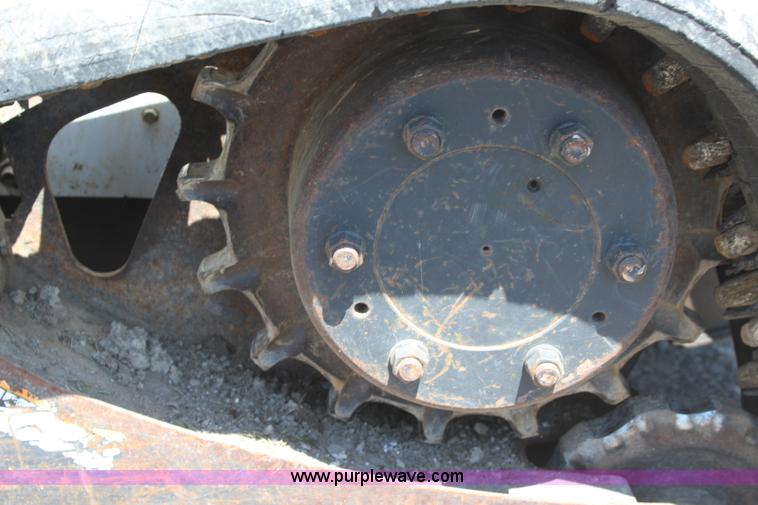 image for item J5893 2009 Bobcat T300 skid steer
