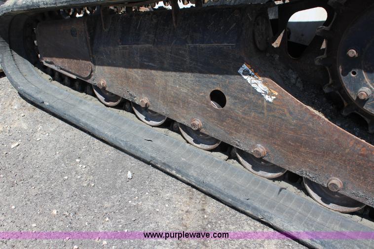 image for item J5893 2009 Bobcat T300 skid steer