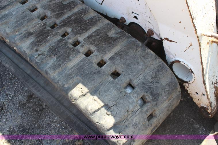 image for item J5893 2009 Bobcat T300 skid steer