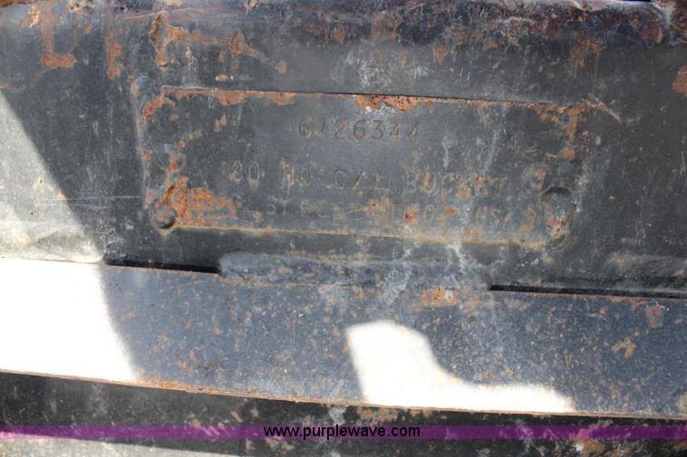 image for item J5893 2009 Bobcat T300 skid steer