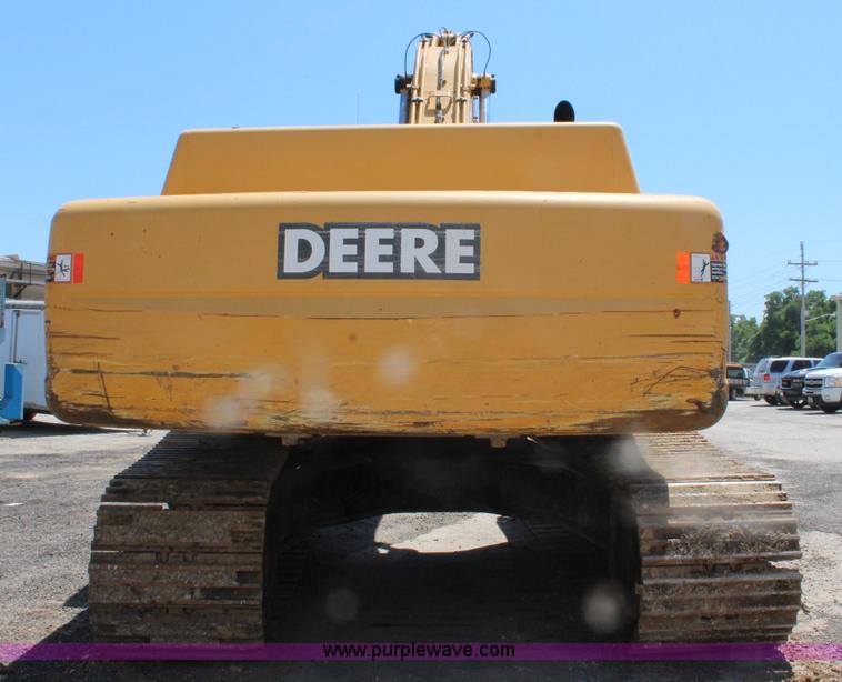 image for item J5894 2004 John Deere 330C LC excavator