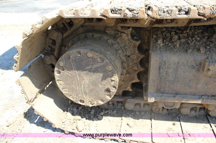 image for item J5894 2004 John Deere 330C LC excavator