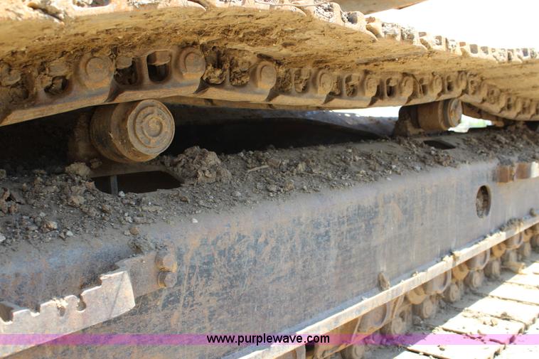 image for item J5894 2004 John Deere 330C LC excavator