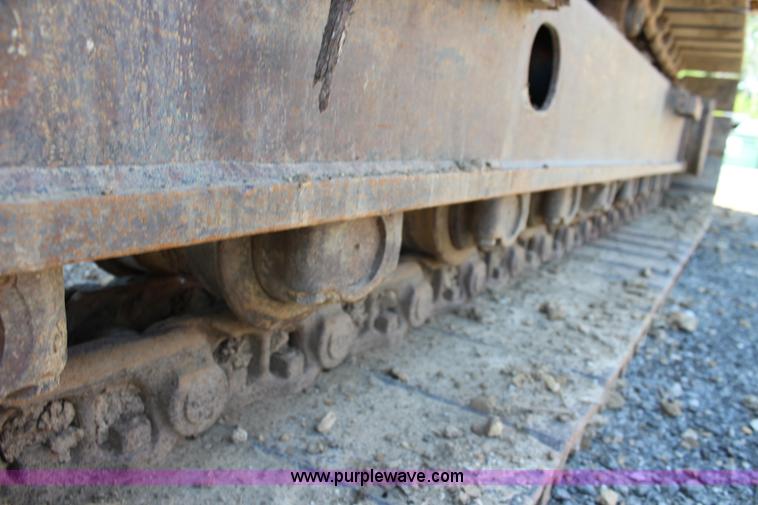 image for item J5894 2004 John Deere 330C LC excavator