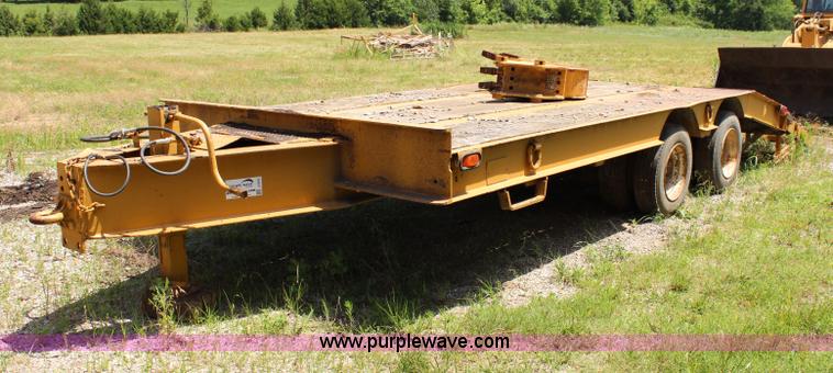 image for item J5970 1979 Reid DL20 equipment trailer