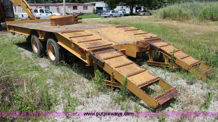 image for item J5970 1979 Reid DL20 equipment trailer