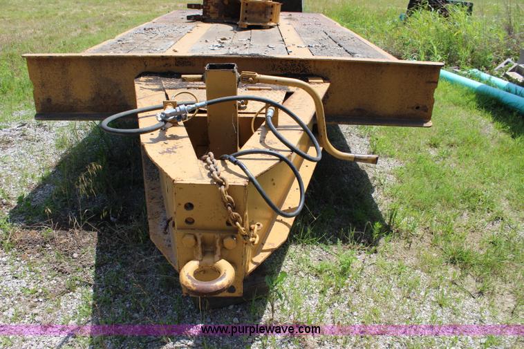 image for item J5970 1979 Reid DL20 equipment trailer